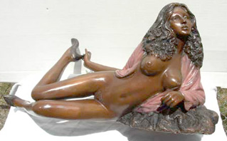 SexyLady10.jpg (31776 bytes)